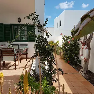 https://chelada-2.in-canary-islands.com